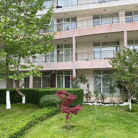 Kims One-bed For Rent At Sunny Солнечный берег