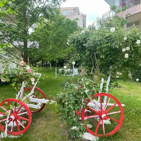 Kims One-bed For Rent At Sunny * Солнечный берег