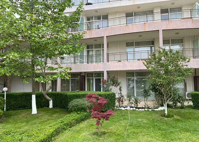 Kims One-bed For Rent At Sunny サニービーチ