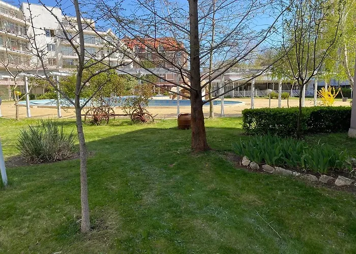 Kims One-bed For Rent At Sunny *