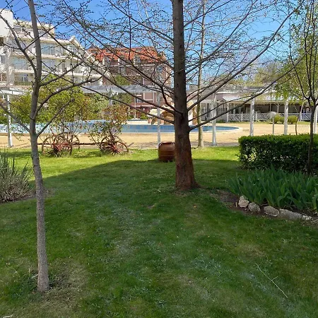 Kims One-bed For Rent At Sunny *